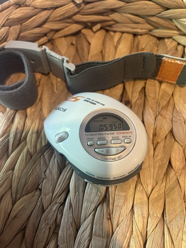 Sony sports walkman - s2,